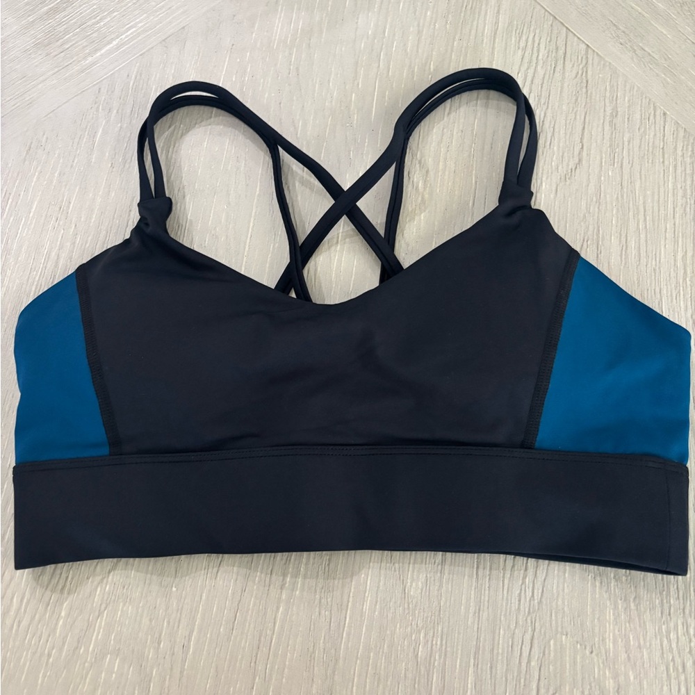 Women's Black and Blue Strappy Sports Bra